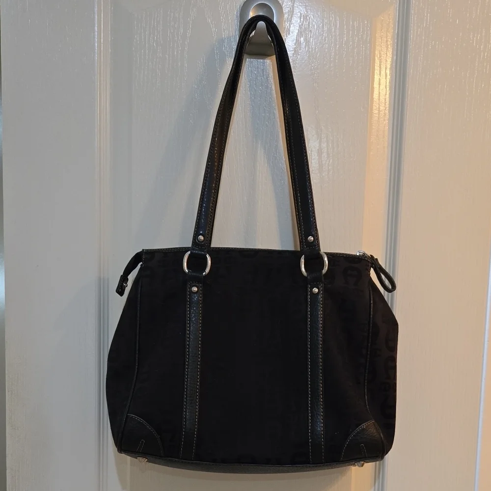 Etienne Aigner Signature Black shoulder Purse Bag Tote